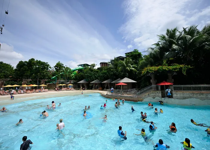 Resorts World Sentosa - Hotel Michael